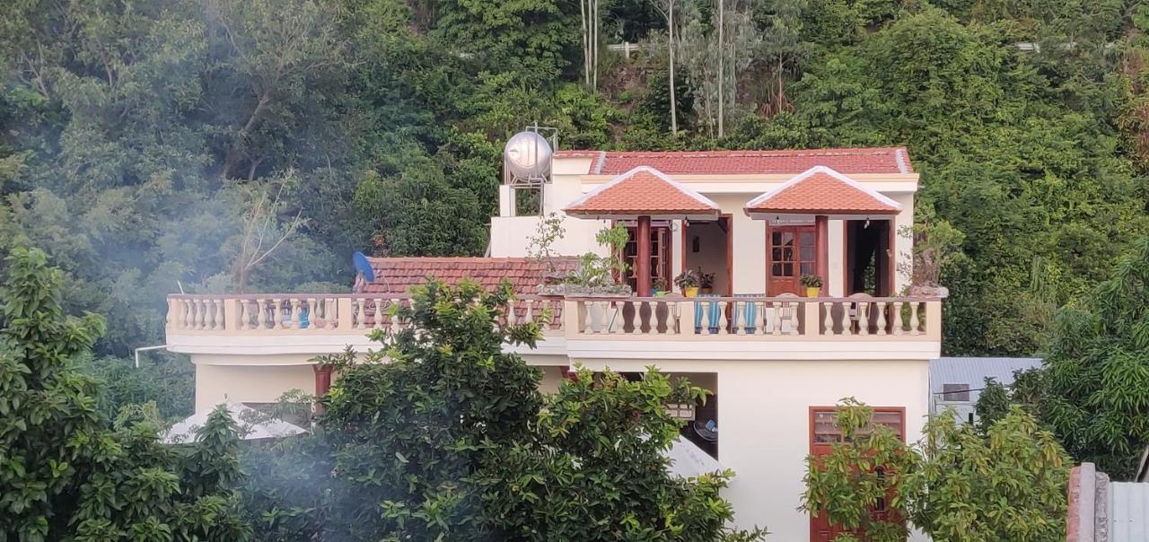 Ngo Khanh Homestay Tân Hiệ Zewnętrze zdjęcie